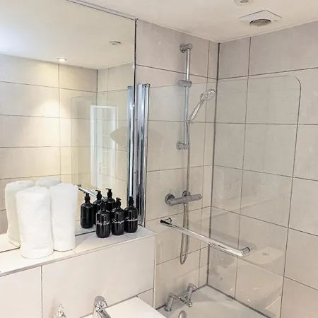 Private Room In A New Build Heanor Extérieur photo